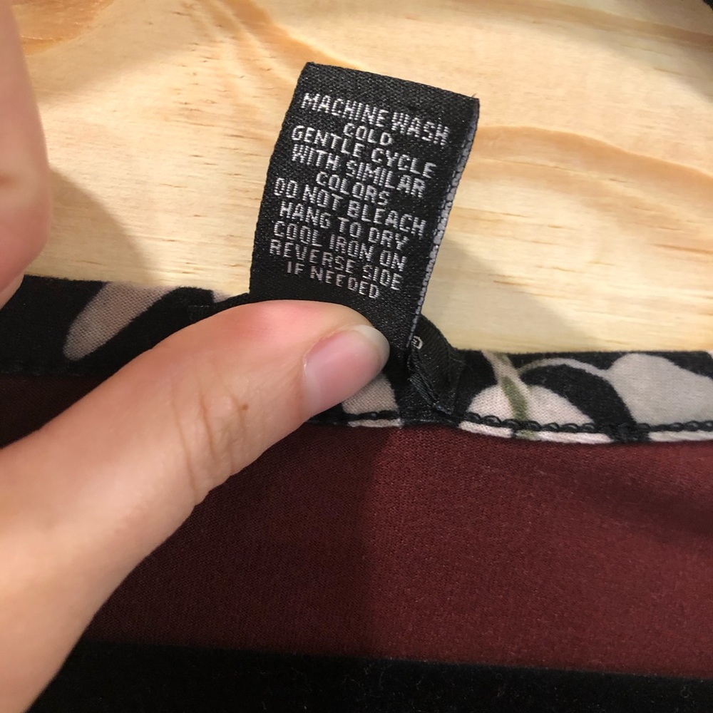 Rue 21 long sleeve top - Picture 4 of 4